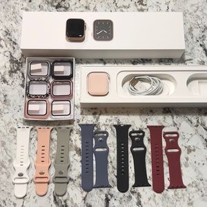 EUC Apple Watch Series 5, 40 MM Gold Aluminum & Case/Watch Band Bundle